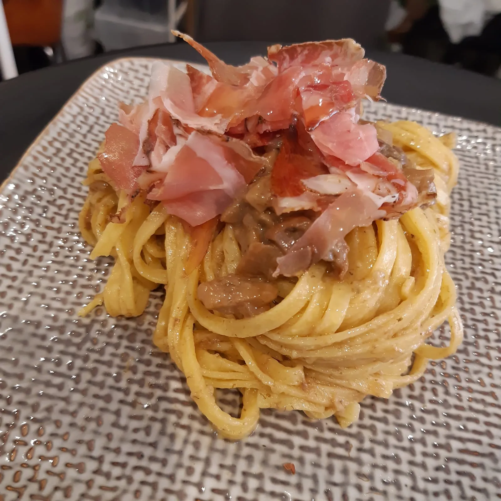 Tagliatelles au jambon cru